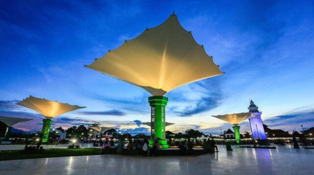 Liburan Akhir Tahun di Kawasan Banten Lama: Wisata Sejarah dan Religi yang Menarik