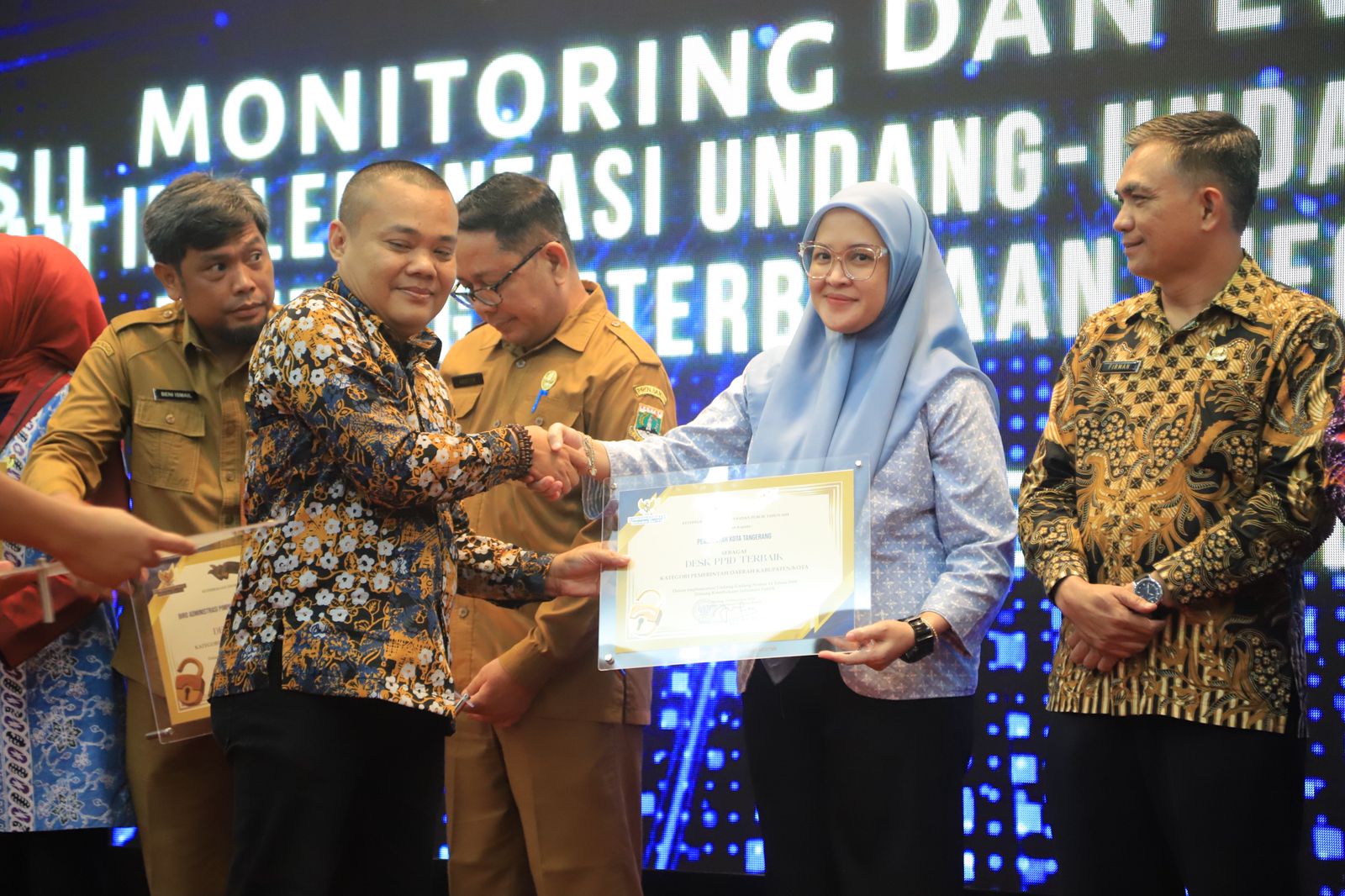 Kota Tangerang Raih Tiga Penghargaan di Ajang Keterbukaan Informasi Publik Banten 2024