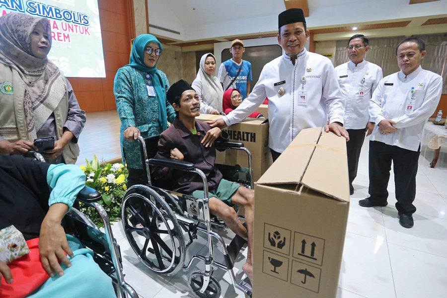 102 Keluarga Miskin di Kota Tangerang Dapat Bantuan Modal Usaha Rp20 Juta per Keluarga