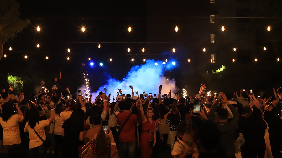 Sensasi Malam Tahun Baru Ala Pra Sejarah di Novotel Tangerang