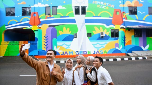 CSR Nippon Paint Membuat Kehidupan di Tepi Sungai Cisadane Menjadi Lebih Menarik