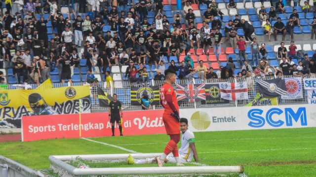 Tiang Gawang Patah, Laga Persikota vs Persikabo Terhenti