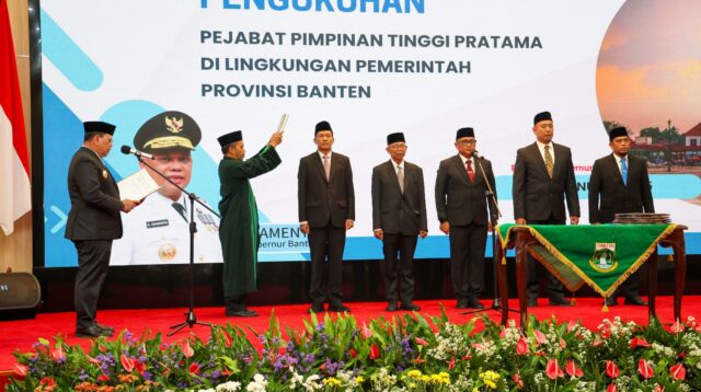 Pelantikan Nana Supiana dan 5 Pejabat Pemprov Banten, Dorong Percepatan Kinerja