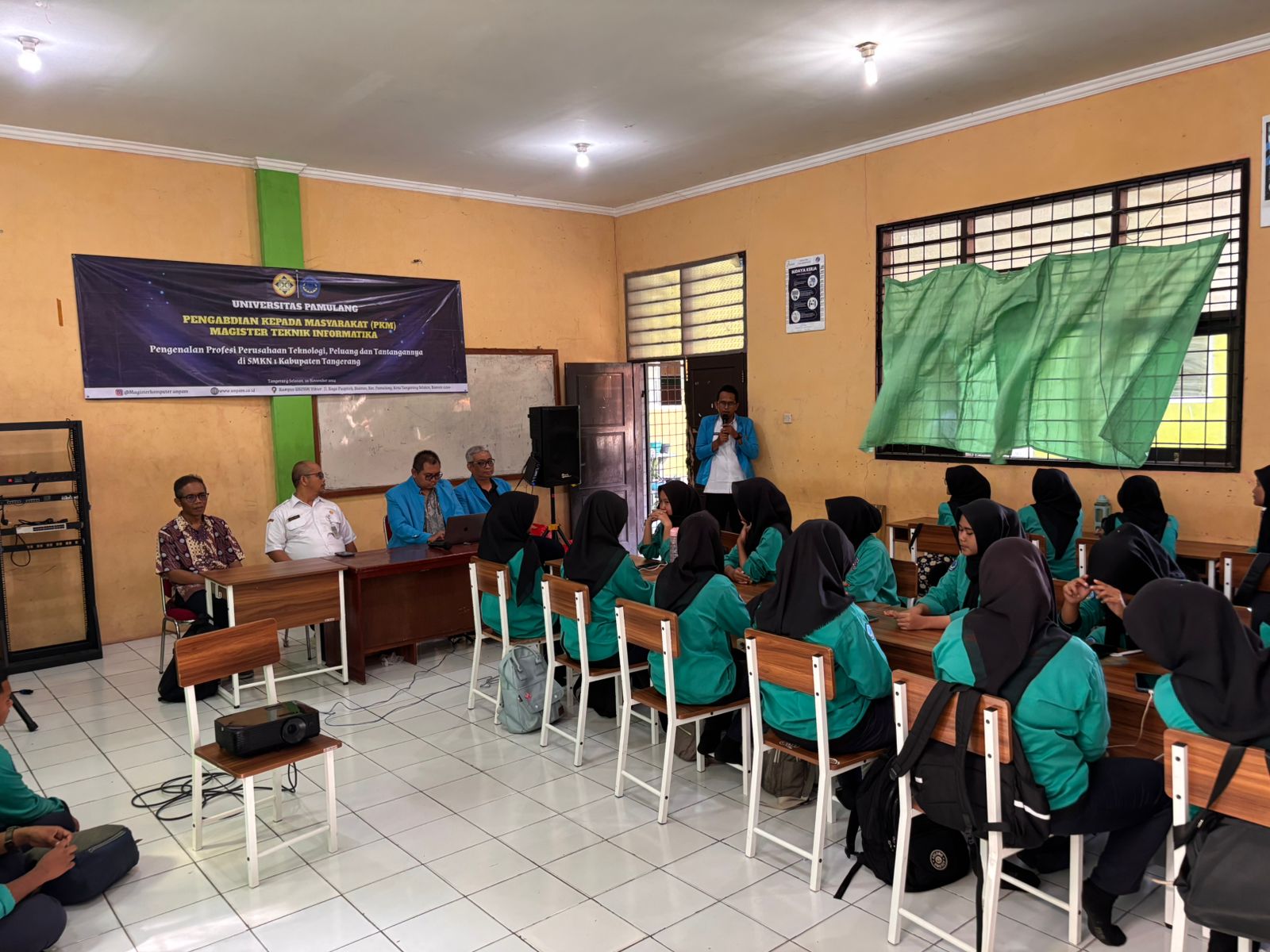 Siswa SMKN 1 Kabupaten Tangerang Antusias Ikuti Kegiatan Pengenalan Profesi Teknologi