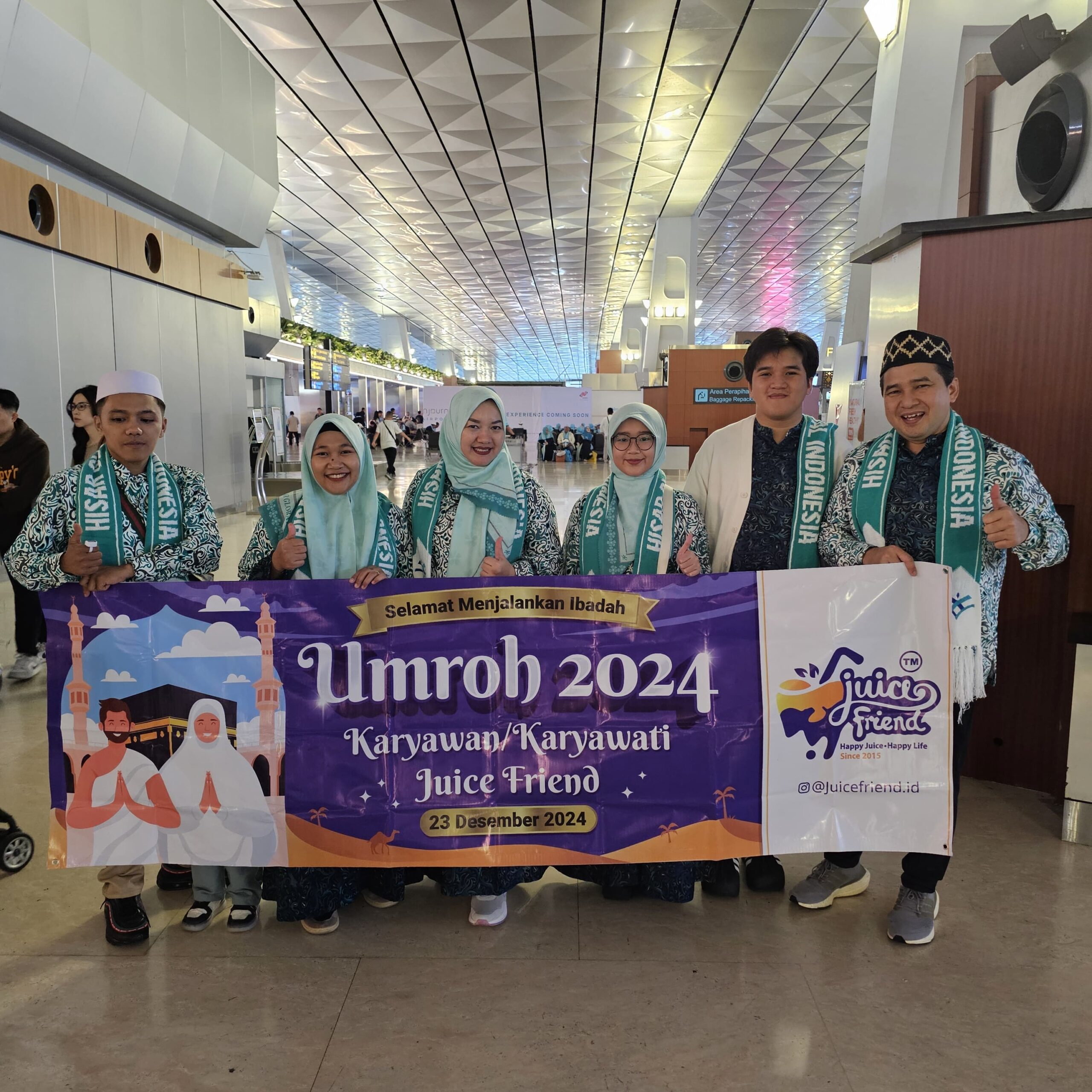 Juicefriend Apresiasi Karyawan Terbaik dengan Hadiah Umroh