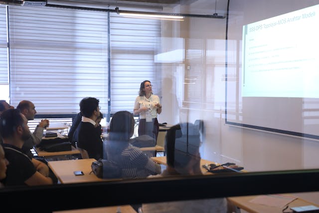 Swiss German University (SGU) memperkenalkan program Kelas Karyawan melalui jalur Rekognisi Pembelajaran Lampau (RPL)