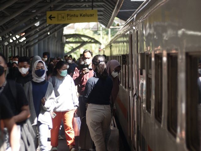 Gapeka 2025: Kecepatan Transportasi Kereta Api Meningkat, Ekonomi Terdongkrak
