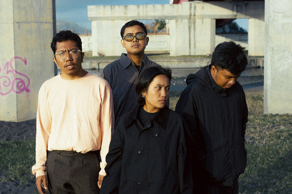 Milledenials Rilis Single Terbaru "Daisies" dam Sambut Album Mini “It’s Terrifying and It’s a Shame