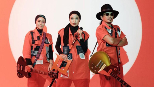 Kotak Band Mencari Admin Sosmed Andal: Siap Beraksi Bersama Mereka?