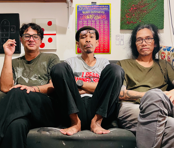 Trio Lesehan: Kolaborasi Tiga Musisi Folk Indonesia Lahirkan Warna Baru di Kancah Musik Tanah Air