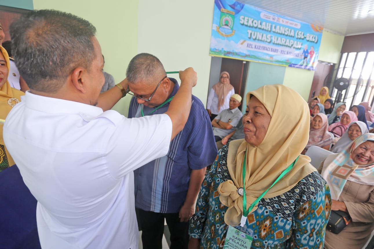 Lansia Kota Tangerang Tak Lagi Pasif: 12 Sekolah Lansia Siap Cetak Generasi Produktif!