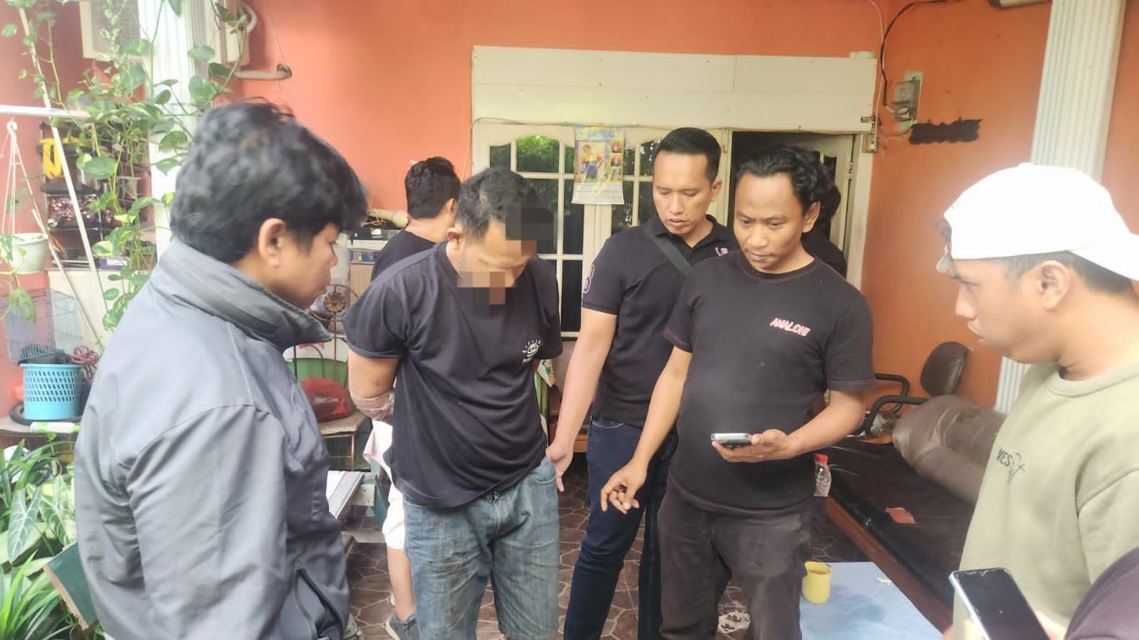 Pelaku Penyerangan Pemilik Warung di Tangerang Ditangkap di Ciracas