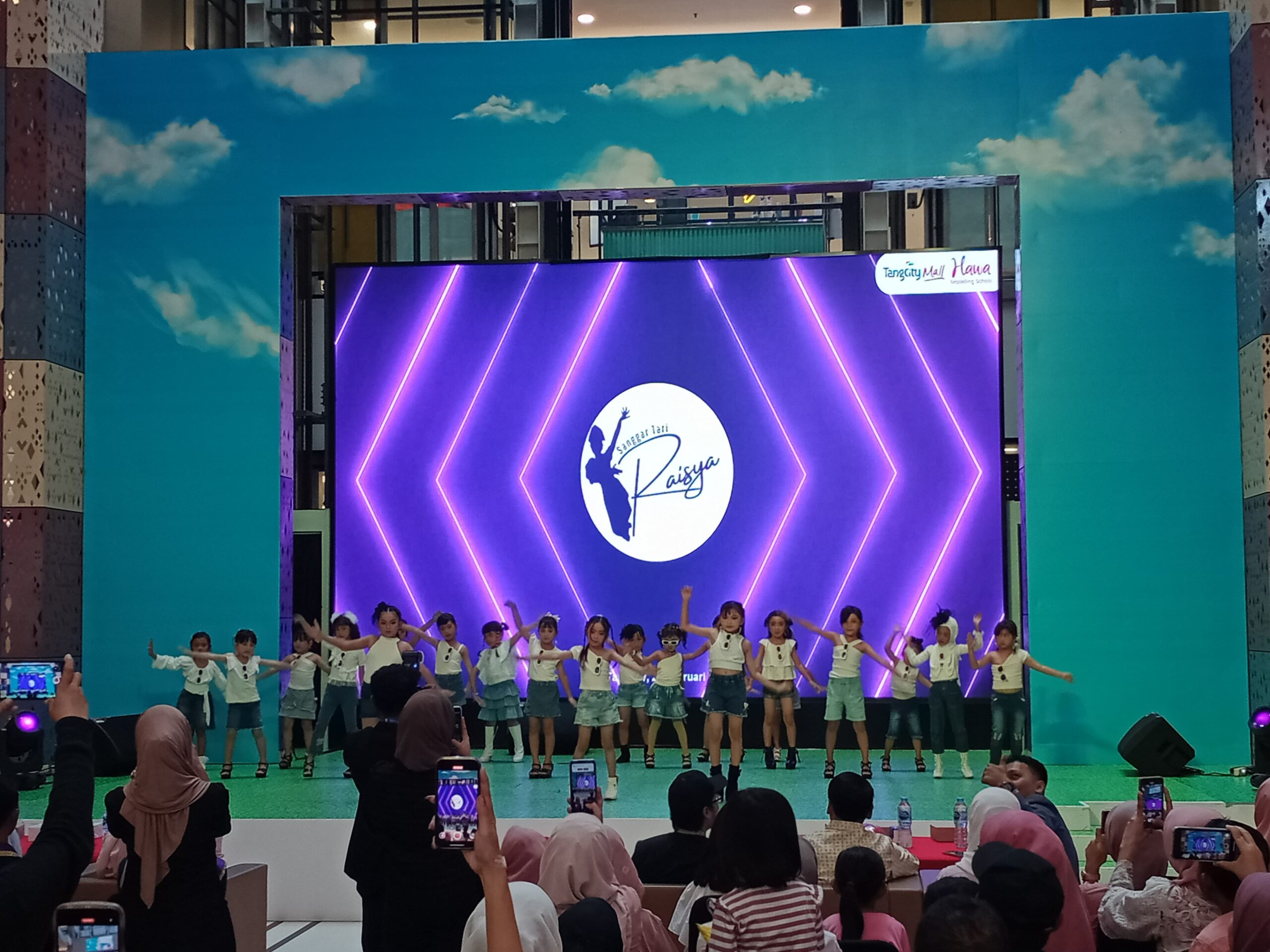 Dunia Fashion Show di Kota Tangerang Berharap Dukungan Penuh Pemerintah