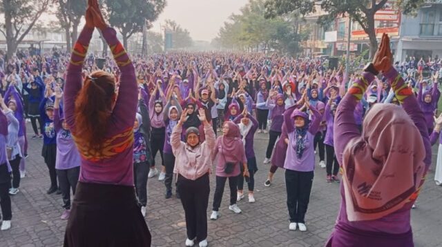 Perwatusi Banten Gelar Senam Osteoporosis di Kota Tangerang