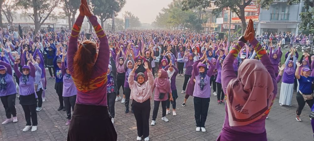 Perwatusi Banten Gelar Senam Osteoporosis di Kota Tangerang