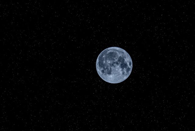 Keutamaan Malam Nisfu Syaban dan Amalan yang Dianjurkan