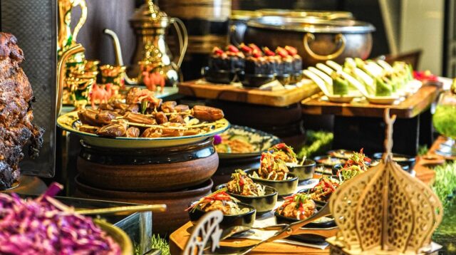 "Wonderlight Ramadhan" di Herloom Hotel: Hidangan Otentik untuk Berbuka Puasa