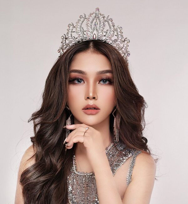 Salsabila Zelsi Siap Wakili Sumut di Miss Mega Bintang Indonesia 2025 Salsabila Zelsi Siap Wakili Sumut di Miss Mega Bintang Indonesia 2025