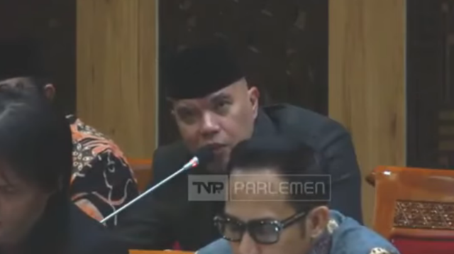 Usulan Ahmad Dhani pada Rapat DPR RI Soal Pemain Naturasilisasi Dijodohkan Perempuan Indonesia