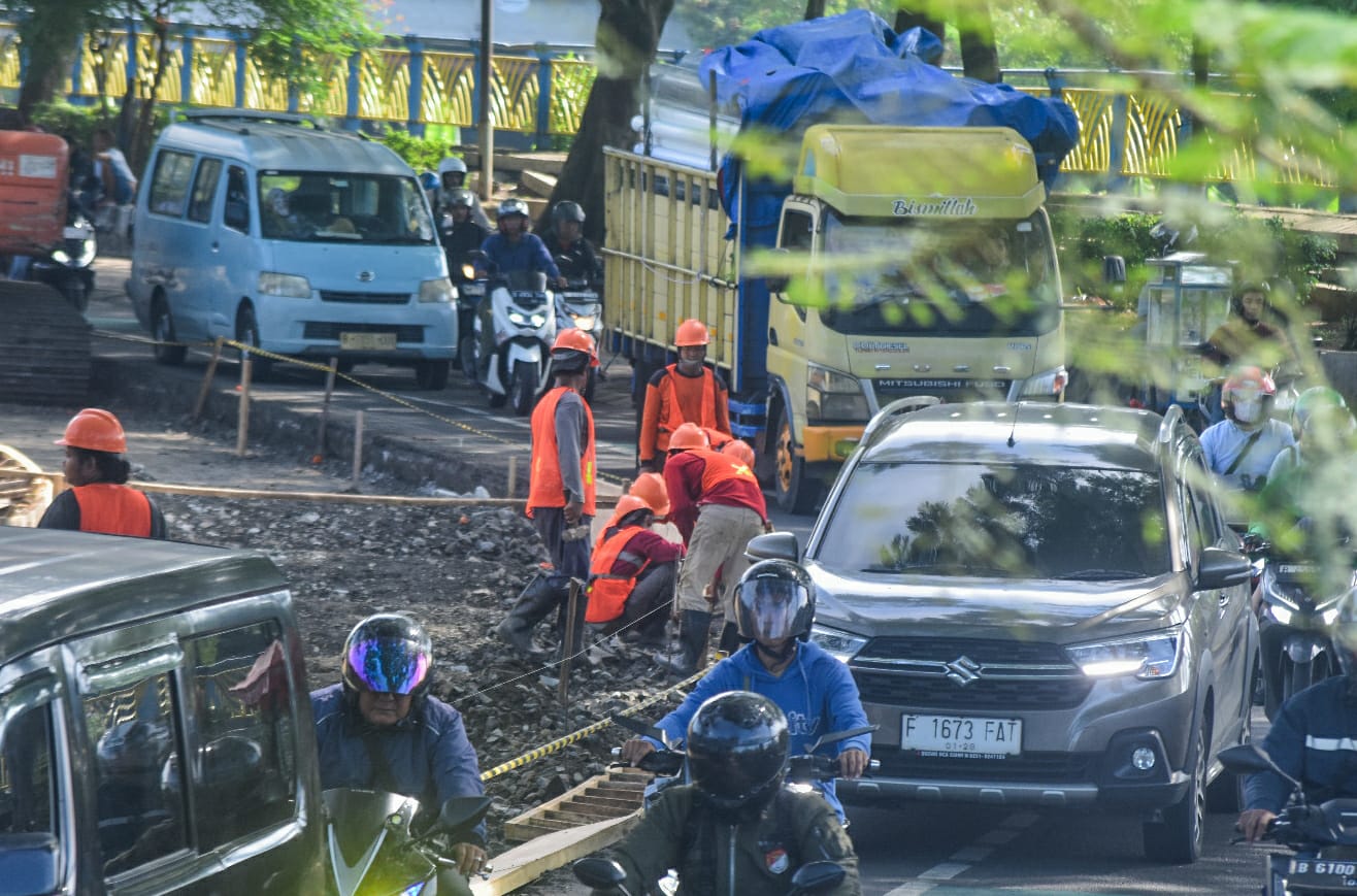 FOTO Usulan Anggaran Inpres Jalan Daerah oleh Kementerian PU 15 Triliun (1)