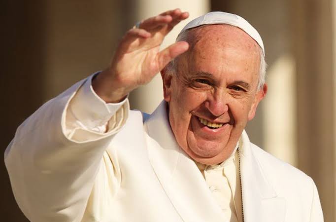 Paus Fransiskus Wafat di Usia 88 Tahun: Dunia Berkabung