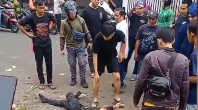 Aksi Maling Motor Bersenpi di Tangerang Digagalkan Warga
