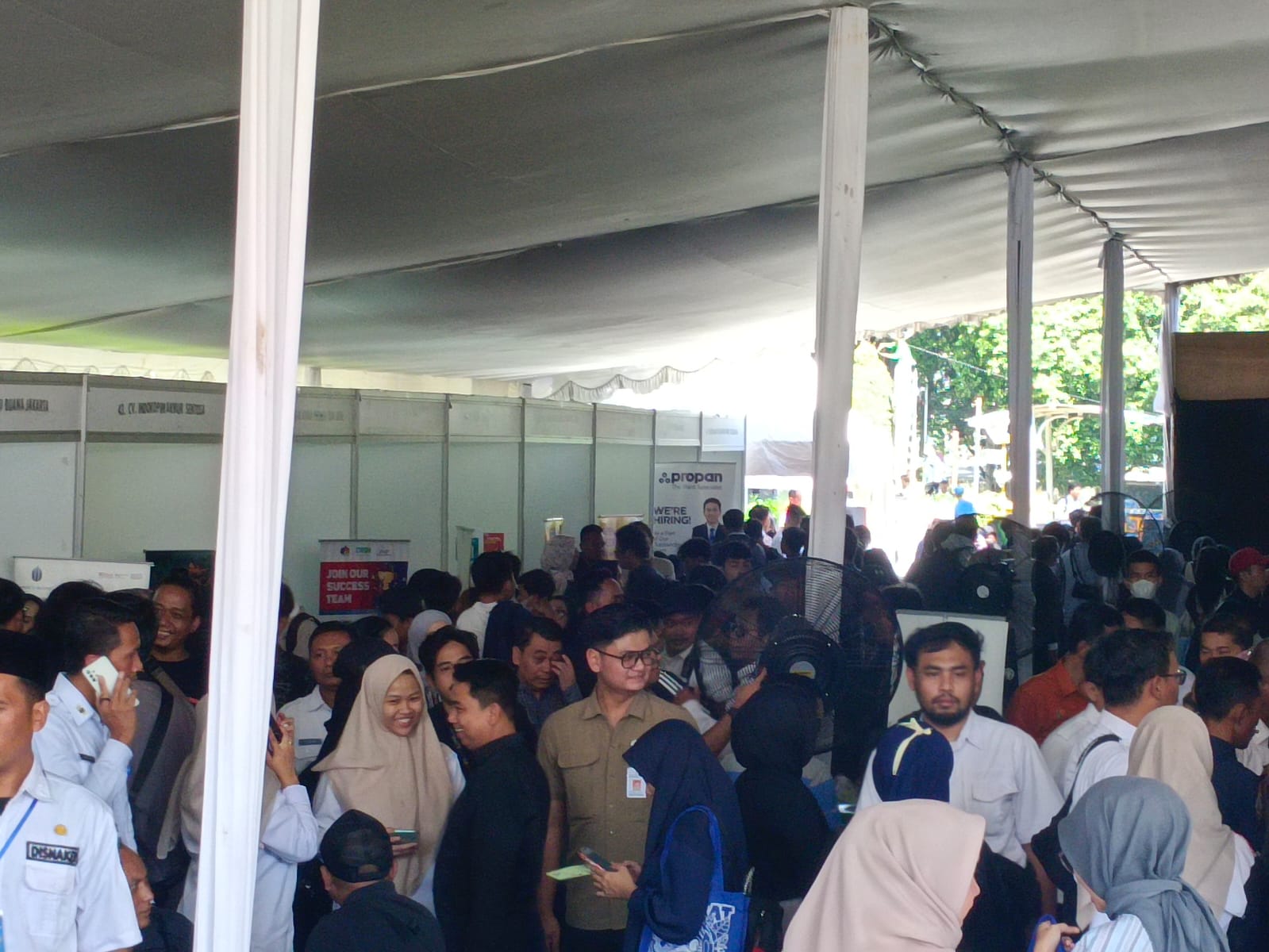 Job Fair 2025 Kota Tangerang: Gampang Kerja Bukan Sekadar Janji, 8.297 Lowongan Dibuka!