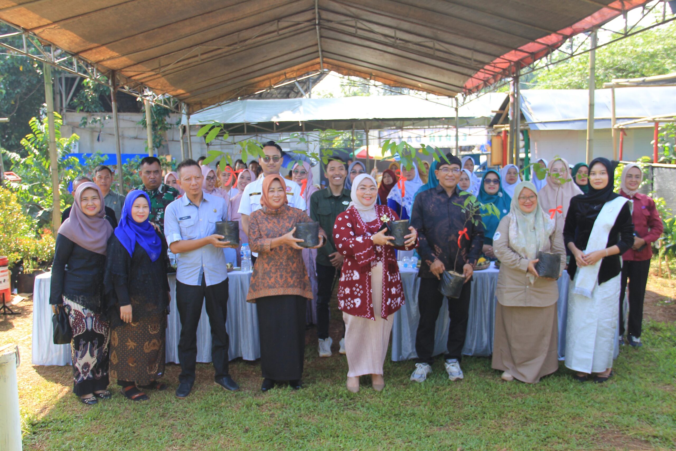 Yayasan Indah Berbagi Wakili Jabar di Earth Day Internasional
