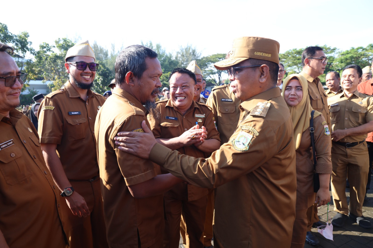 Hari Pertama Kerja, Andra Soni Warning ASN Banten: Besok Tak Masuk, Siap-siap! Hari Pertama Kerja, Andra Soni Warning ASN Banten: Besok Tak Masuk, Siap-siap!