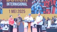 Prabowo Presiden Pertama Hadiri May Day di Monas Setelah 60 Tahun