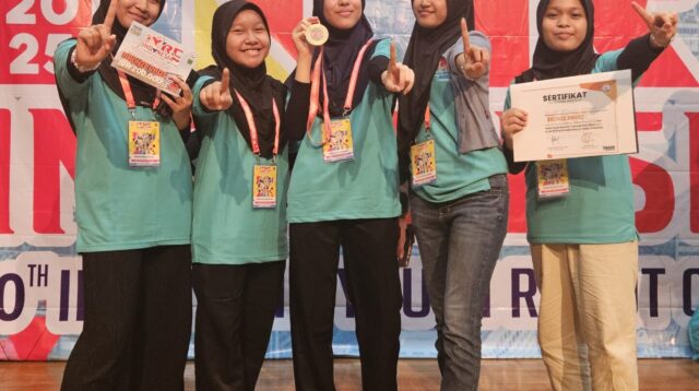 Dominasi Inovasi! MTsN 1 Tangsel Sabet Emas Hingga Perunggu di Ajang Robotik Nasional