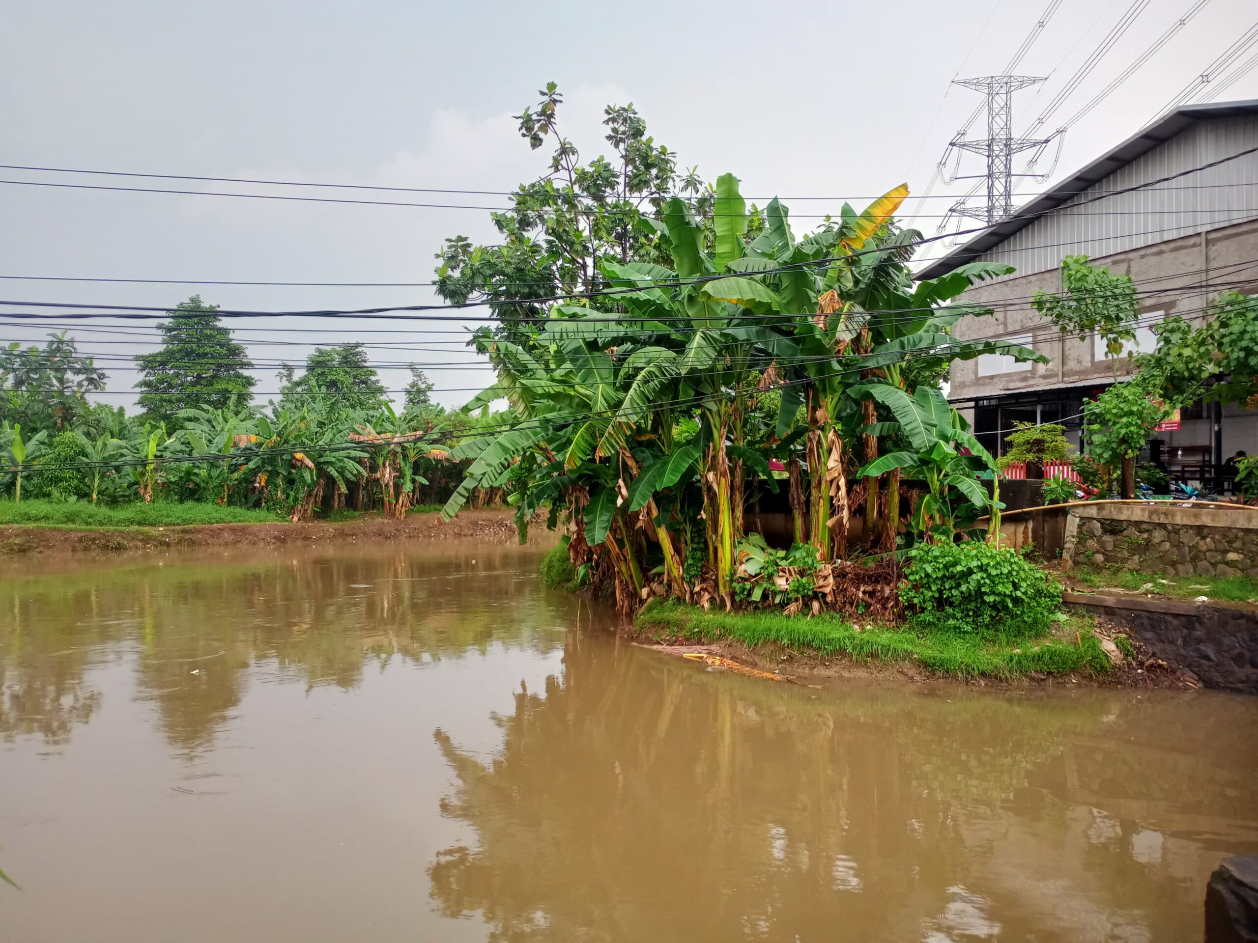 Tragis! Bayi Baru Lahir di Kota Tangerang Ditemukan Tewas di Bendungan Polor