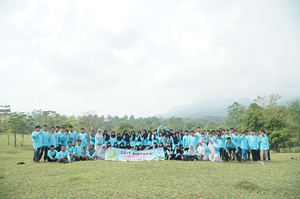 Penuh Canda dan Kenangan! Rihlah Astefourius IV SDIT Bintang Seru Banget di Bukit Waruwangi Penuh Canda dan Kenangan! Rihlah Astefourius IV SDIT Bintang Seru Banget di Bukit Waruwangi