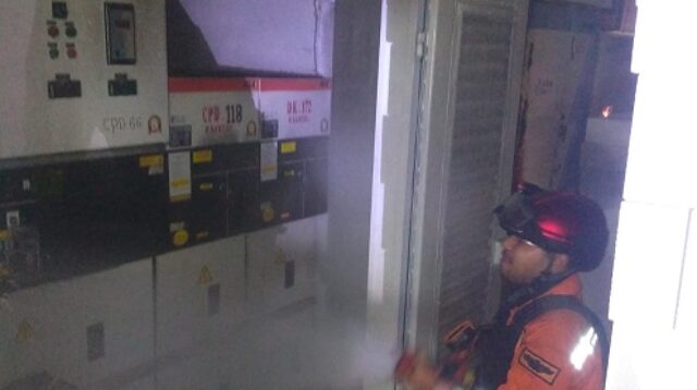 Gardu Listrik di Poris Cipondoh Terbakar, Diduga Akibat Korsleting Listrik