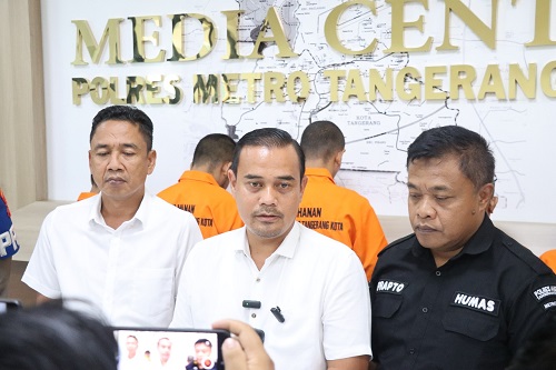 Satresnarkoba Polres Metro Tangerang Kota Amankan 3 Pelaku Peredaran Obat Keras Satresnarkoba Polres Metro Tangerang Kota Amankan 3 Pelaku Peredaran Obat Keras