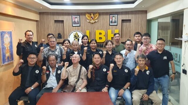 Dharmapala Nusantara dan Aktivis Buddhis Tolak Pemasangan Stairlift di Candi Borobudur