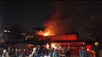 Dapur Rumah Makan Bebek Bujang di Pinang Terbakar, Diduga Korsleting Listrik