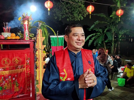 Ritual Memandikan Perahu Naga Warnai Festival Peh Cun 2576/2025