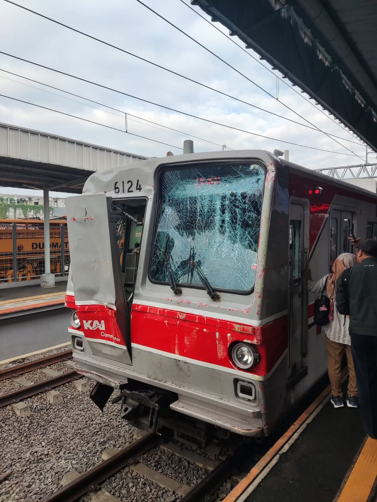 KAI Imbau Masyarakat Tertib di Perlintasan Usai Kecelakaan KRL dan Truk di Tangerang