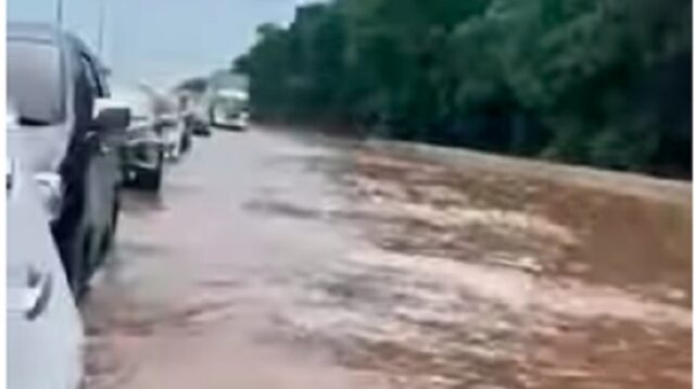 Banjir Genangi Tol Jakarta–Tangerang KM 24, Lalu Lintas Tersendat