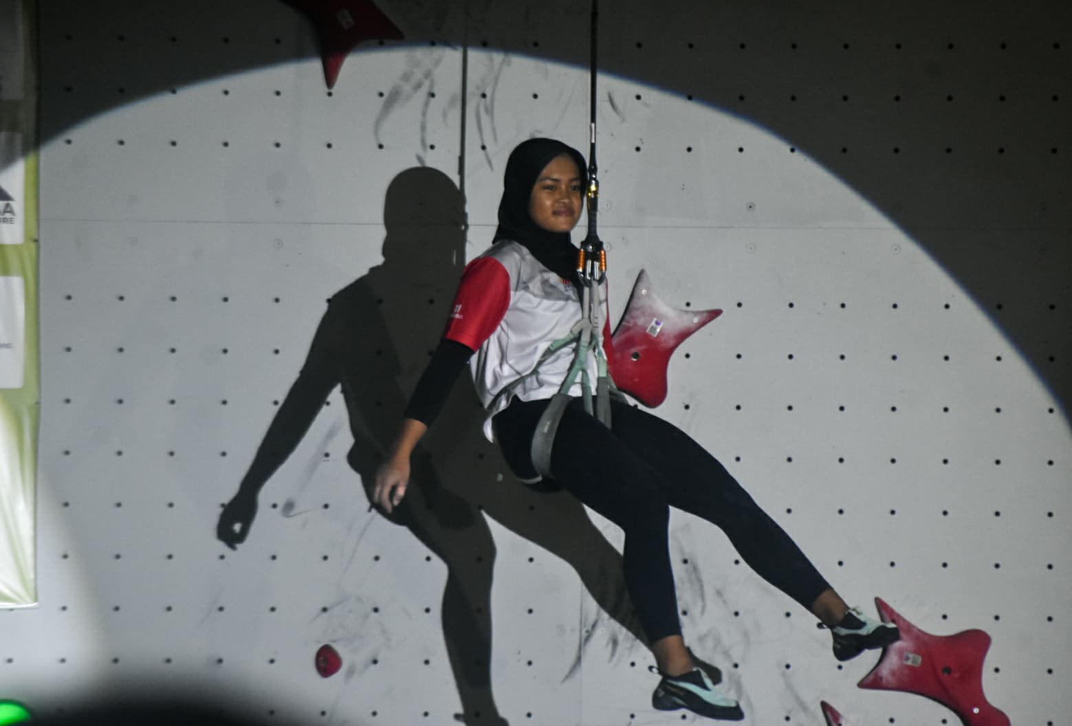 FOTO Naura Jasmine Rayya Syafiqa Meraih Emas Putri General Result Speed Youth (2)
