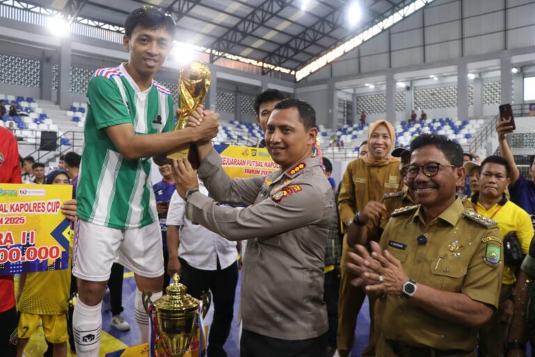 Banksasuci Juara Turnamen Kapolres Cup 2025, Kapolres dan Wali Kota Kompak Apresiasi Semangat Sportivitas Banksasuci Juara Turnamen Kapolres Cup 2025, Kapolres dan Wali Kota Kompak Apresiasi Semangat Sportivitas