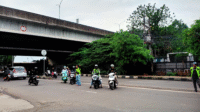 Dishub dan Polres Metro Tangerang Ubah Arah Lalu Lintas demi Kurangi Kemacetan di Hasyim Asy’ari