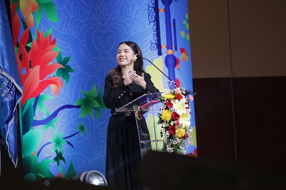 UMN Wisuda 569 Mahasiswa, Rektor Tekankan Pentingnya Adaptasi dan Inovasi