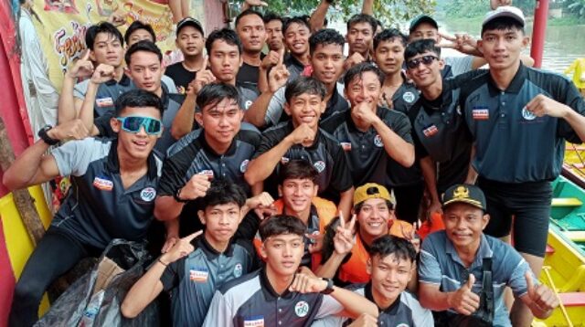 Tim Kobam Borong Dua Gelar Juara di Final Lomba Perahu Naga dan Perahu Papak Peh Cun 2576