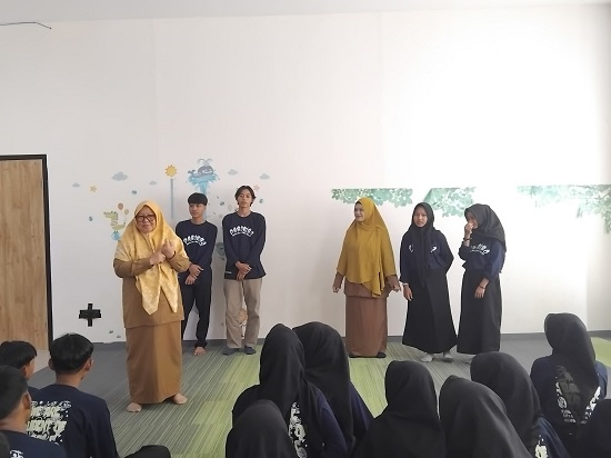 MTs Salafiyyah Darul Bayan Mengadakan Wisata Literasi dan Sejarah untuk Siswa Kelas IX