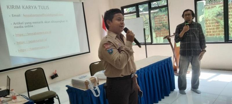Membaca Karya Tulis Siswa MTs Negeri 5 Tangerang, Nomor 5 Bikin Haru