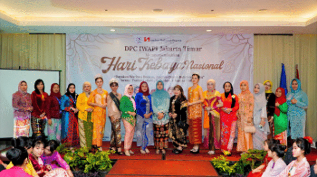 Kolaborasi IWAPI DPC Jakarta Timur dan IWAPI DPD DKI Jakarta Meriahkan Acara Budaya di Swiss-Belresidences Kalibata