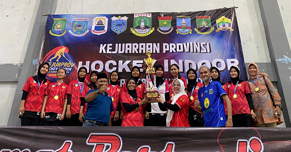 Sapu Bersih Lawan, Tim Hoki Putri Kota Tangerang Sabet Emas Kejurprov Banten
