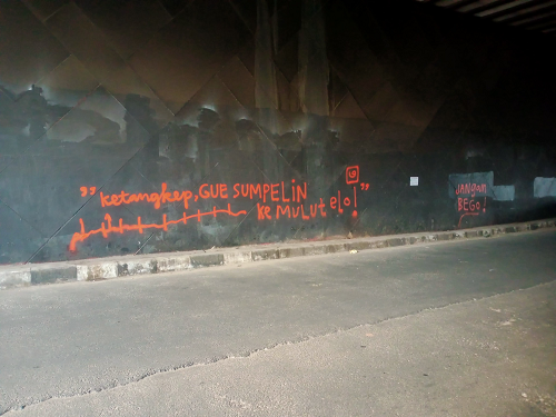 Sekelompok Remaja Lakukan Aksi Vandalisme di Underpass Ciledug, Warga Resah